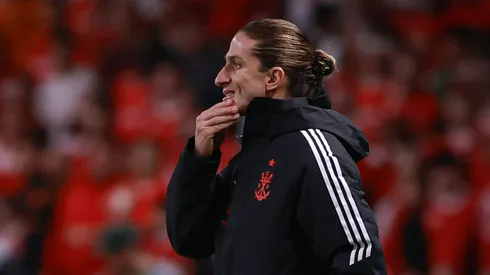 Filipe Luís pode cravar o título do Mengão logo contra o Galo