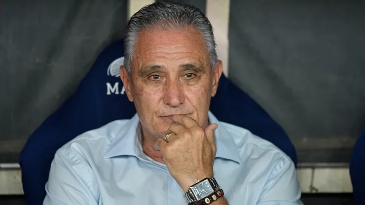 RJ - RIO DE JANEIRO - 29/09/2024 - BRASILEIRO A 2024, FLAMENGO X ATHLETICO-PR - Tite tecnico do Flamengo durante partida contra o Athletico-PR no estadio Maracana pelo campeonato Brasileiro A 2024. Foto: Thiago Ribeiro/AGIF