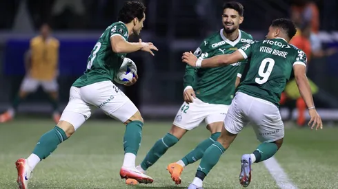 Ídolo do Verdão, Veiga marcou dois gols na semi e foi o herói da classificação para a final