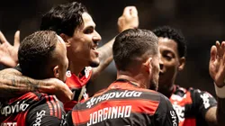 MG - BELO HORIZONTE - 06/08/2025 - COPA DO BRASIL 2025, ATLETICO-MG X FLAMENGO - Cebolinha jogador do Flamengo comemora seu gol com jogadores do seu time durante partida contra o Atletico-MG no estadio Arena MRV pelo campeonato Copa Do Brasil 2025. Foto: Mateus Dutra/AGIF