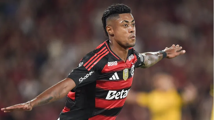 Atacante deu a sua opinião - Foto: Thiago Ribeiro/AGIF.