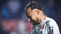 Com lesão no menisco do joelho, Neymar não deve mais atuar pelo Santos em 2025