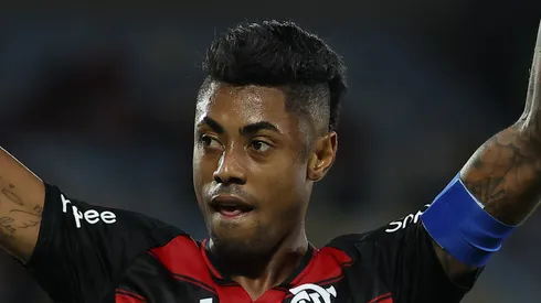 Bruno Henrique, atacante do Flamengo em partida pelo campeonato brasileiro (Foto: Wagner Meier/Getty Images)