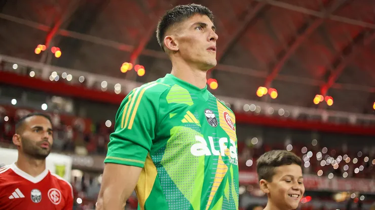 Rochet atuou no sacrifício contra o Santos