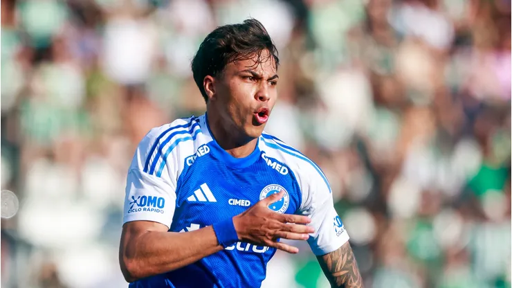RS - CAXIAS DO SUL - 20/11/2025 - BRASILEIRO A 2025, JUVENTUDE X CRUZEIRO - Kaio Jorge jogador do Cruzeiro comemora seu gol durante partida contra o Juventude no estadio Alfredo Jaconi pelo campeonato Brasileiro A 2025. Foto: Luiz Erbes/AGIF