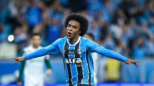 Willian marcou o terceiro tento gremista