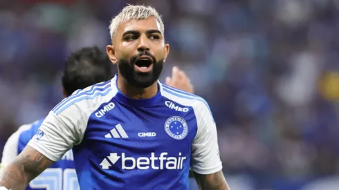 MG - BELO HORIZONTE - 09/11/2025 - BRASILEIRO A 2025, CRUZEIRO X FLUMINENSE - Gabriel Barbosa gabigol jogador do Cruzeiro reclama com a arbitragem durante partida contra o Fluminense no estadio Mineirao pelo campeonato Brasileiro A 2025. Foto: Gilson Lobo/AGIF