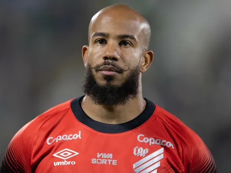 Santos se anima com interesse do Athletico em manter Patrick