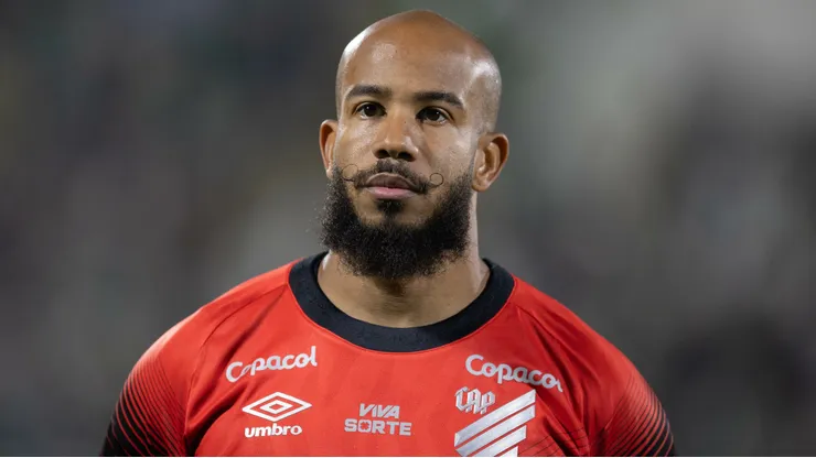 Patrick, meio-campista do Santos, emprestado ao Athletico-PR