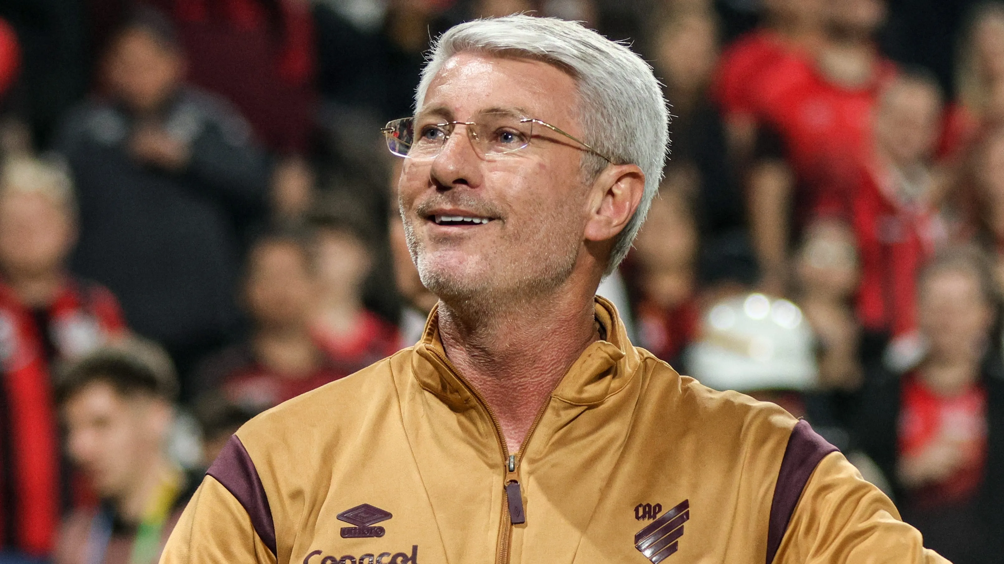 Odair Hellmann, treinador do Athletico-PR