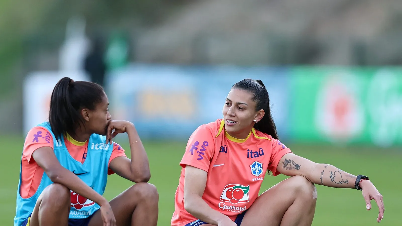 Jogadoras da Seleção Feminina Brasileira em treinamento na Espanha