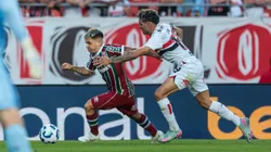 Enzo jogador do São Paulo disputa lance com Soteldo jogador do Fluminense - Foto: Marcello Zambrana/AGIF