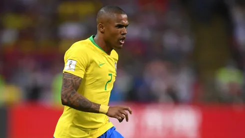 — Atacante Douglas Costa pode jogar no Tricolor novamente