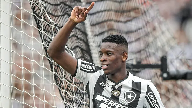 Luiz Henrique expõe bastidores do título da Libertadores do Botafogo - Foto: Thiago Ribeiro/AGIF