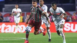 Arboleda, zagueiro do São Paulo, disputa a bola com um jogador do Fluminense durante partida válida pelo Campeonato Brasileiro Série A 2025, no Estádio do Morumbi, em São Paulo (SP) | Crédito: Alamy Live News