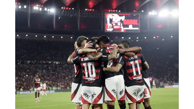 Arrascaeta jogador do Flamengo comemora seu gol durante partida contra o Bragantino no estadio Maracana pelo campeonato Brasileiro A 2025. Foto: Alexandre Loureiro/AGIF