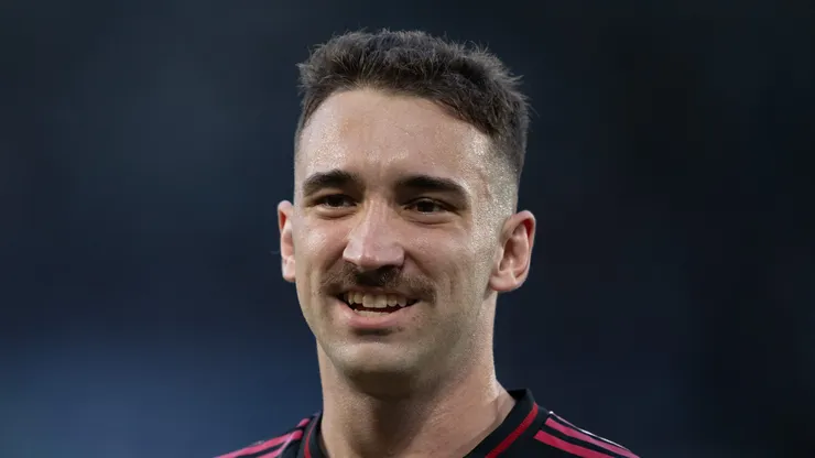 Leo Ortiz jogador do Flamengo durante partida contra o Gremio no estadio Maracana