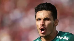 MONTEVIDEO, URUGUAY - NOVEMBER 27: Rapahel Veiga of Palmeiras celabrates after scoring the opening goal of his teamduring the final match of Copa CONMEBOL Libertadores 2021 between Palmeiras and Flamengo at Centenario Stadium on November 27, 2021 in Montevideo, Uruguay. (Photo by Ernesto Ryan/Getty Images)