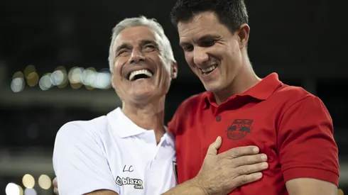 RJ - RIO DE JANEIRO - 27/06/2023 - LUIS CASTRO, TECNICO DO BOTAFOGO - Luis Castro, tecnico do Botafogo, com Mauricio Barbieri no Engenhao, na temporadas de 2022 e 2023. Durante Foto: Jorge Rodrigues/AGIF