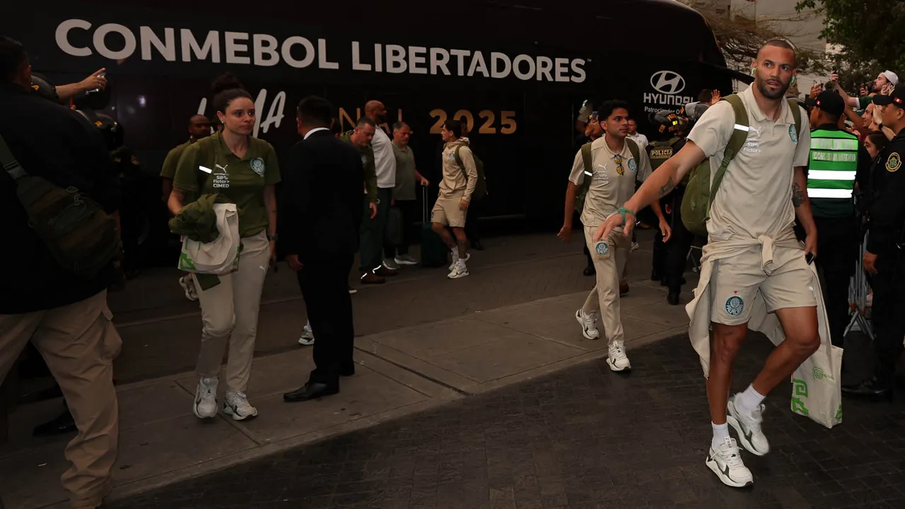 Mesmo sem jogar há mais de um mês, Weverton embarcou junto à delegação do Palmeiras para a final da Libertadores – Foto: Cesar Greco/Palmeiras/by Canon
