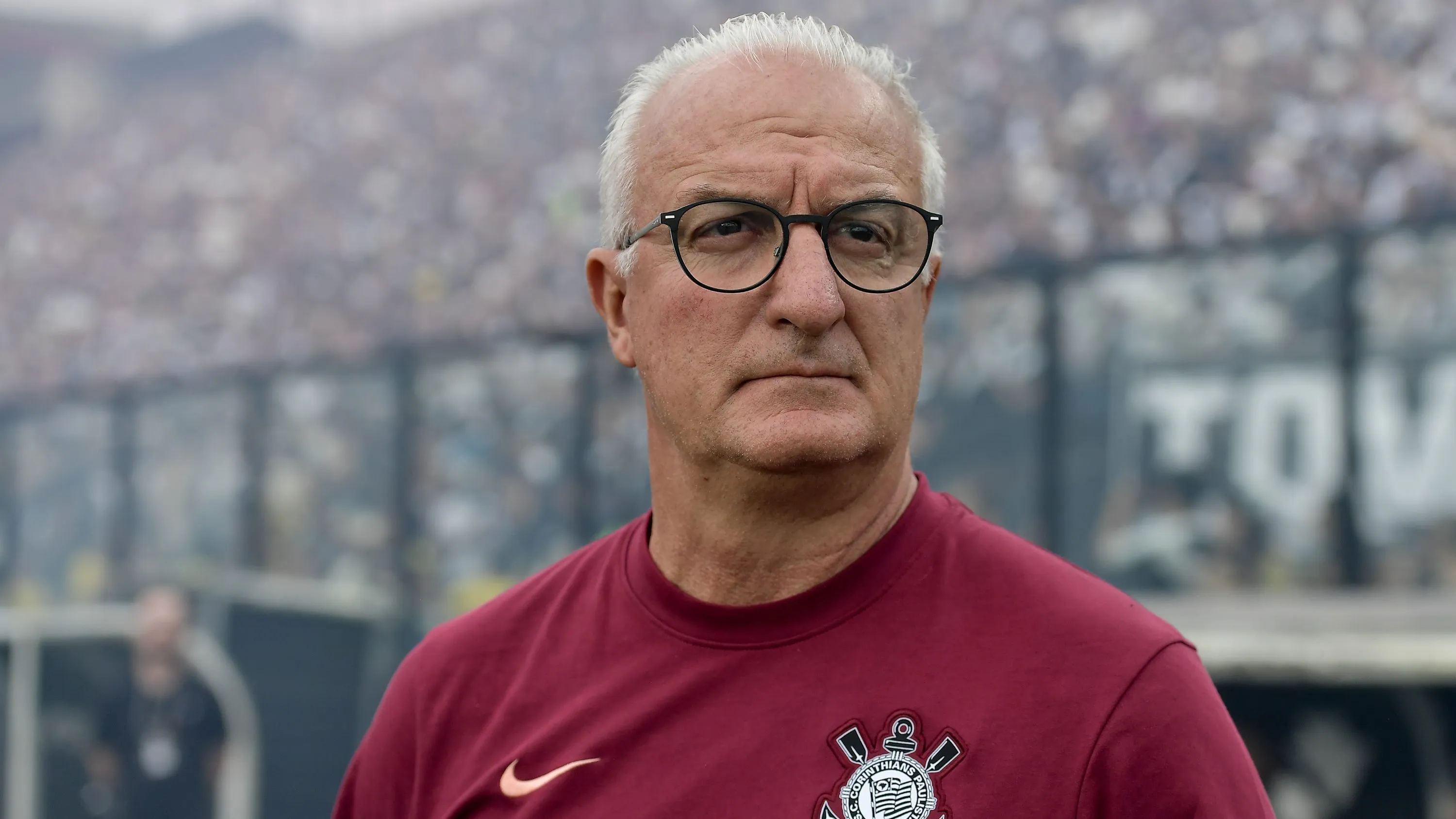 Dorival Júnior sabe que precisa melhorar - Foto: Thiago Ribeiro/AGIF.