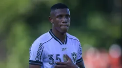 Danilo durante partida pelo Botafogo válida pelo Brasileirão