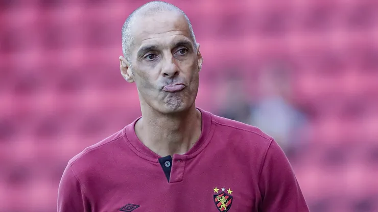 César Lucena sabe das limitações do Sport.