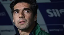 SP - SAO PAULO - 06/11/2025 - BRASILEIRO A 2025, PALMEIRAS X SANTOS - Abel Ferreira tecnico do Palmeiras durante partida contra o Santos no estadio Arena Allianz Parque pelo campeonato Brasileiro A 2025. Foto: Fabio Giannelli/AGIF