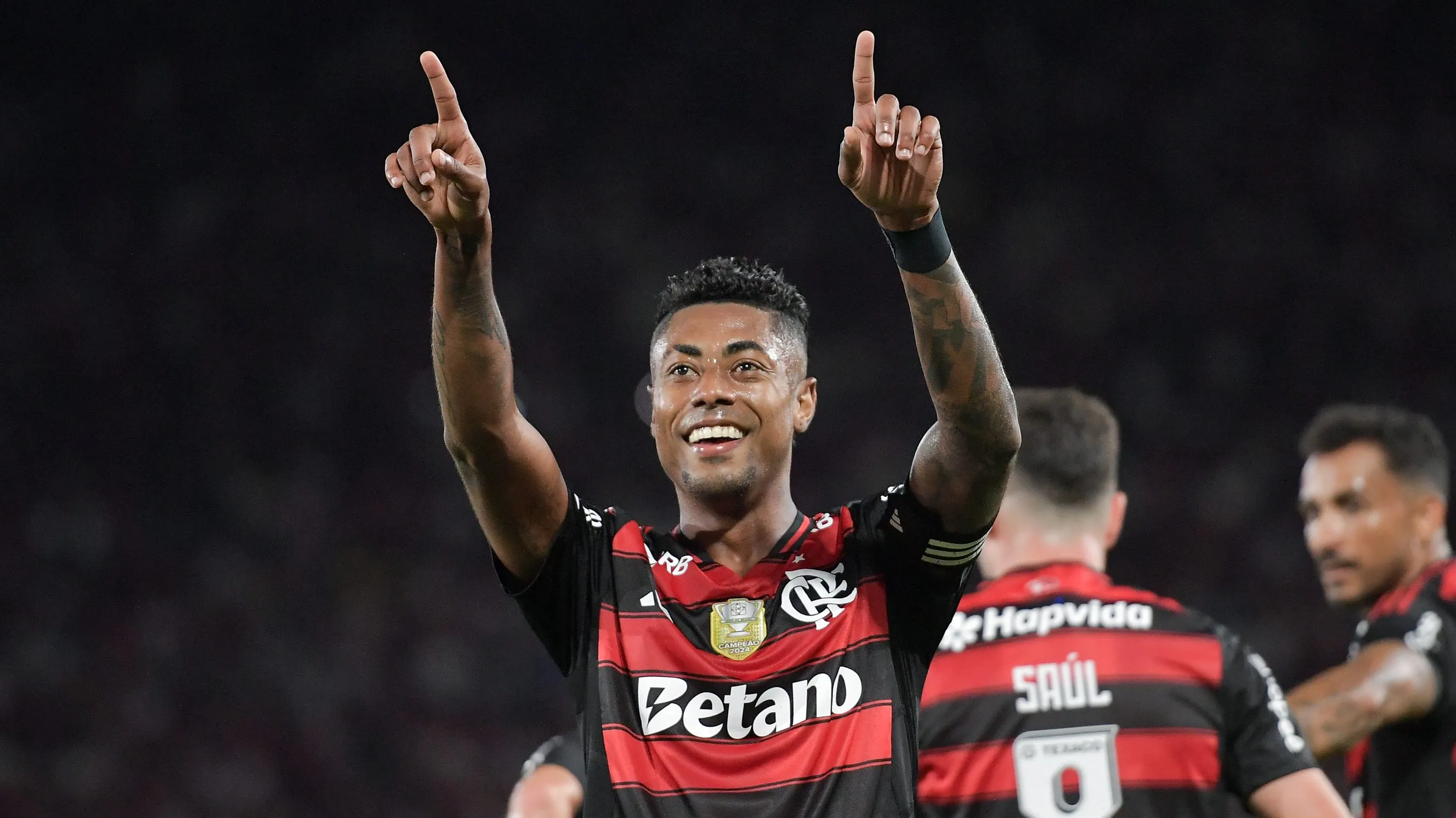 Bruno Henrique jogador do Flamengo comemora seu gol durante partida contra o Sport no estadio Maracana pelo campeonato Brasileiro A 2025. Foto: Thiago Ribeiro/AGIF