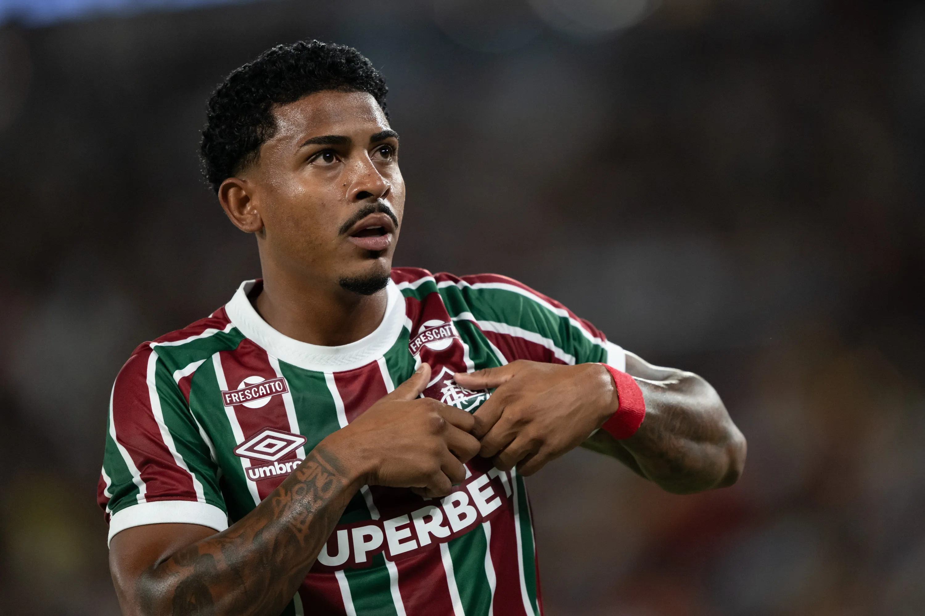 John Kennedy marcou um dos gols do Fluminense na goleada sobre o São Paulo. Foto: Jorge Rodrigues/AGIF