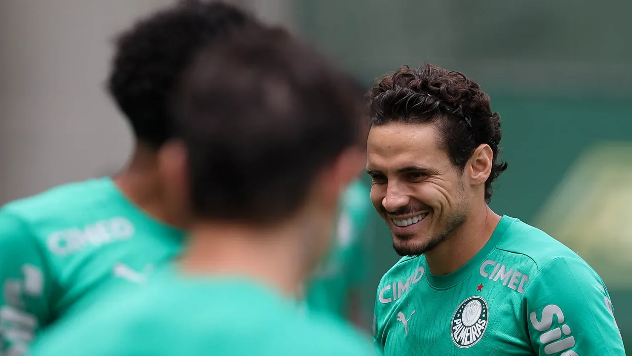 Estratégia de Abel de empurrar Allan para trás no meio pode favorecer Veiga na criação contra o Flamengo – Foto: César Greco/Ag. Palmeiras