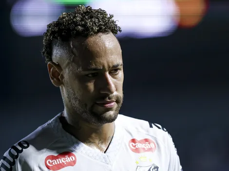 Tiquinho vira dúvida e proteção de Neymar no joelho é exposta
