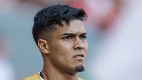 Arezo em partida contra o Internacional no BR 2024