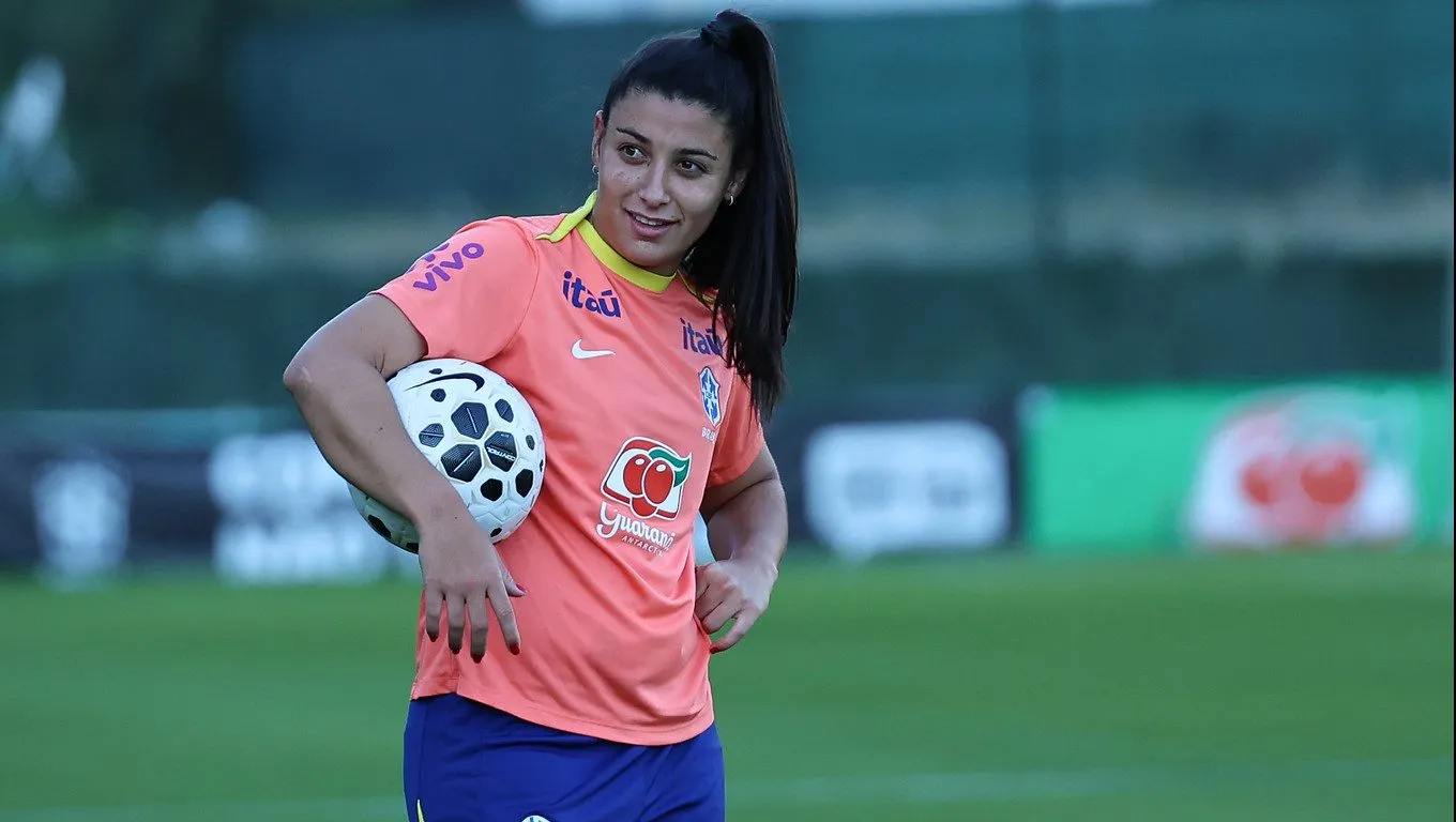 Duda Sampaio em treino da Seleção Brasileira Feminina