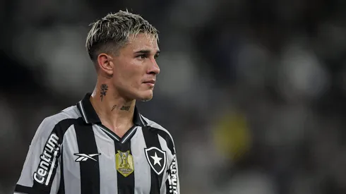Mateo Ponte ganha vaga de titular no Botafogo. Foto: Thiago Ribeiro/AGIF