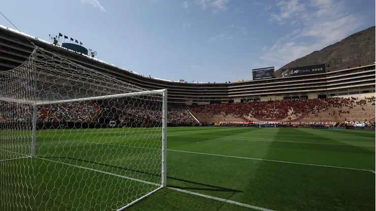Palmeiras x Flamengo: final da Libertadores de 2025 - Foto: Hector Vivas/Getty Images