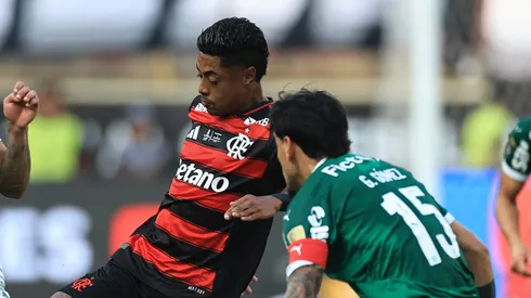 Bruno Henrique em Palmeiras x Flamengo pela final da Libertadores – (Photo by Buda Mendes/Getty Images)