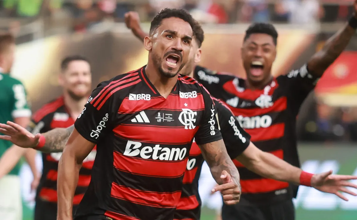 Danilo vira herói do tetra ao decidir o quarto título da Libertadores para o Flamengo em Lima