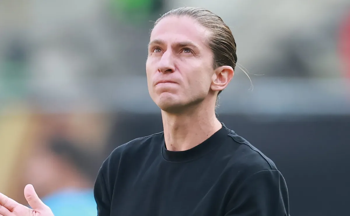 Estratégia de Filipe Luís controla o jogo e garante vitória do Flamengo sobre o Palmeiras na final
