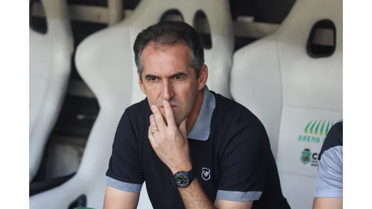 Léo Condé durante partida realizada no Castelão
