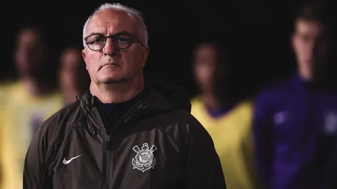 SP - SAO PAULO - 16/08/2025 - BRASILEIRO A 2025, CORINTHIANS X BAHIA - Dorival Junior tecnico do Corinthians durante partida contra o Bahia no estadio Arena Corinthians pelo campeonato Brasileiro A 2025. Foto: Ettore Chiereguini/AGIF