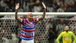 Deyverson marcou um hat-trick em cima do Galo. Foto: Gilson Lobo/AGIF