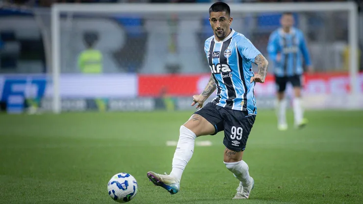 Kike Olivera pode deixar o Grêmio