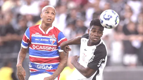 Felix Torres jogador do Corinthians durante partida contra o Fortaleza no estadio Arena Corinthians pelo campeonato Brasileiro A 2025. Foto: Alan Morici/AGIF