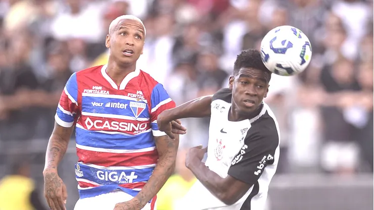 Felix Torres jogador do Corinthians durante partida contra o Fortaleza no estadio Arena Corinthians pelo campeonato Brasileiro A 2025. Foto: Alan Morici/AGIF