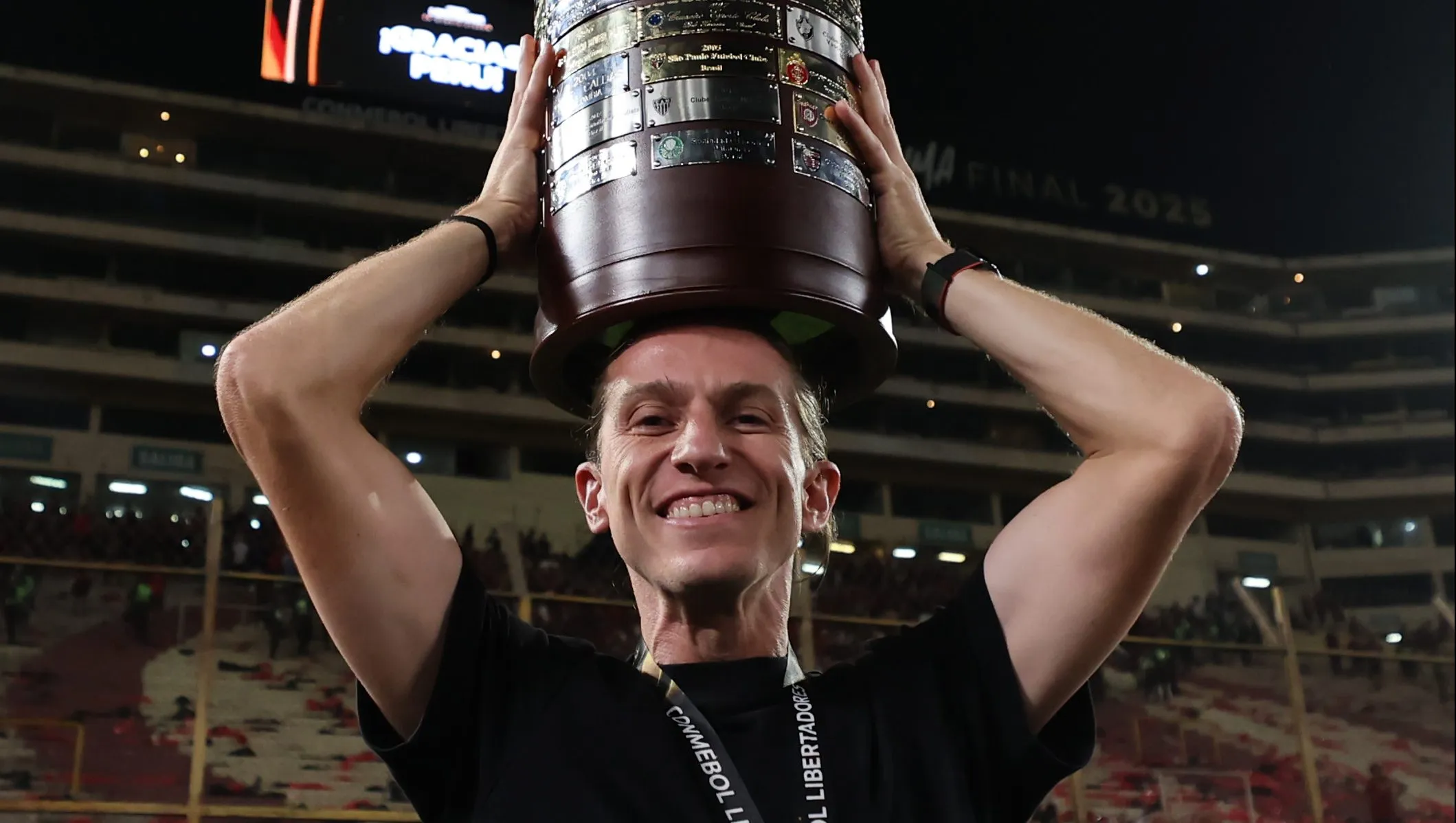 Filipe Luís – Foto: Hector Vivas/Getty Images