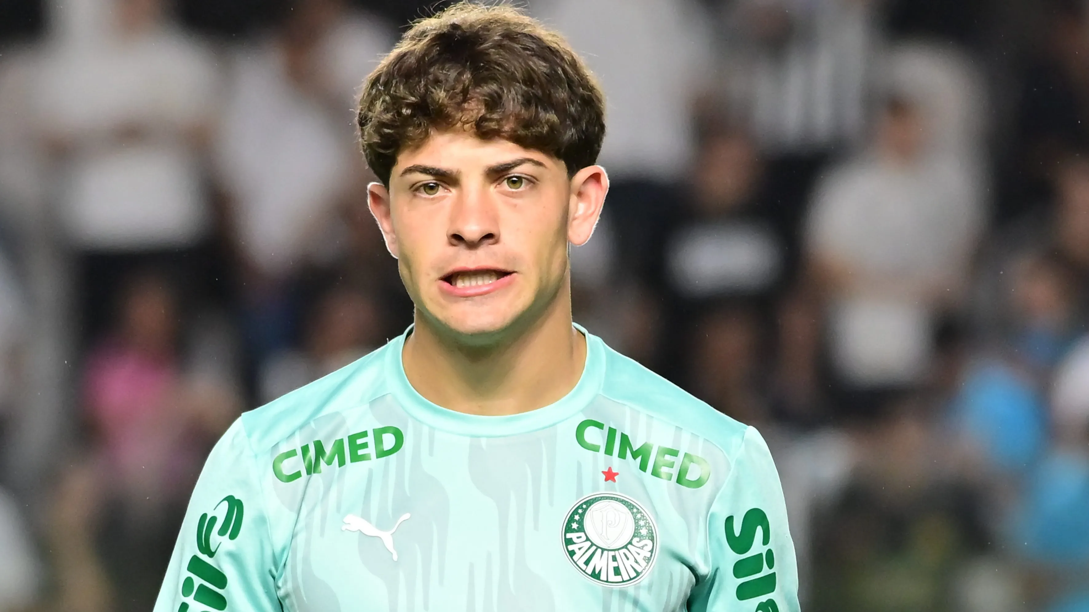 Giay é outro desfalque - Foto: Jota Erre/AGIF.