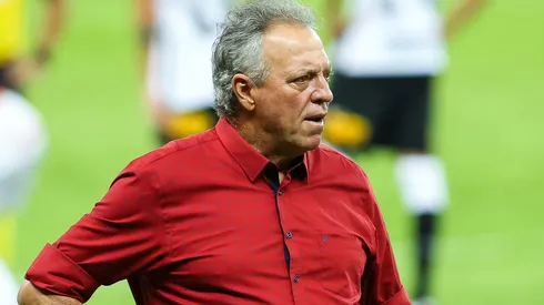 Abel Braga foi vice-campeão brasileiro em sua última passagem pelo Internacional