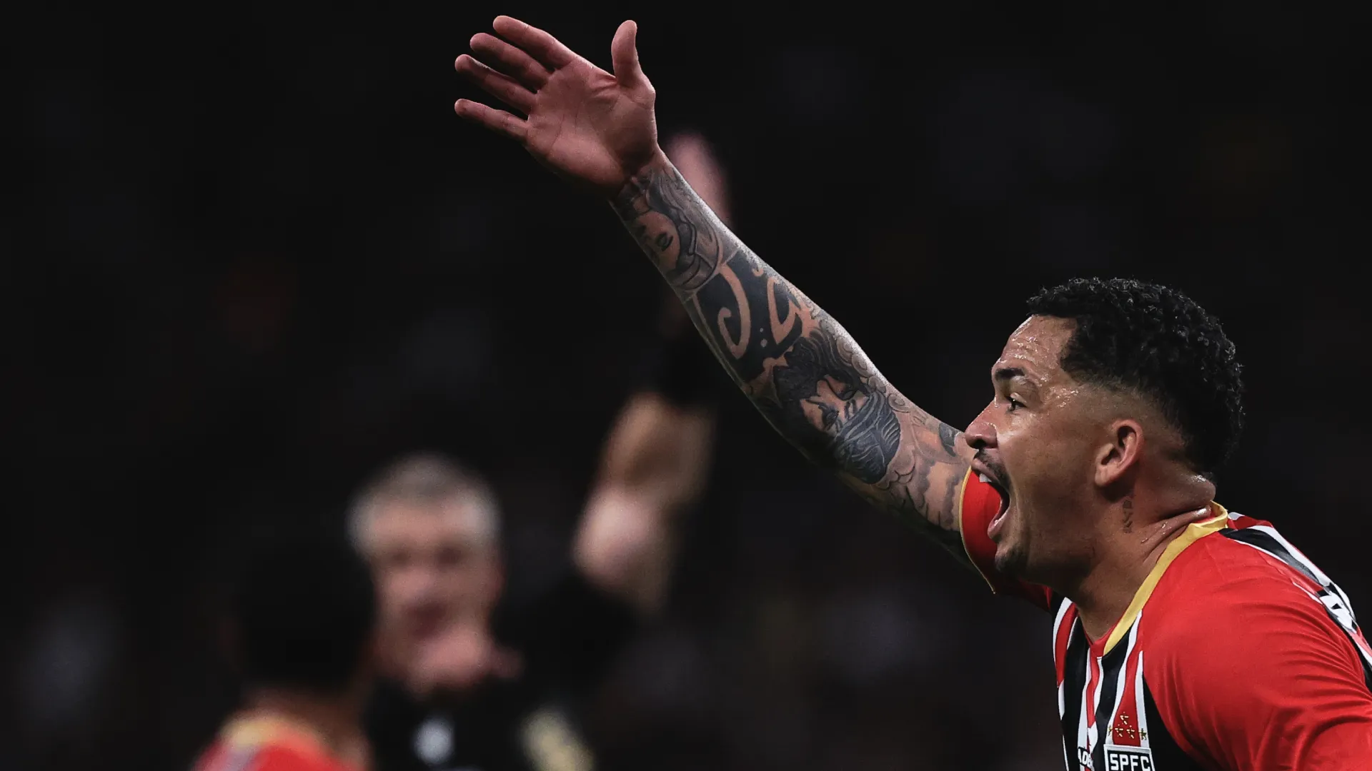 Luciano em campo pelo São Paulo no Brasileirão Betano – Foto: Ettore Chiereguini/AGIF