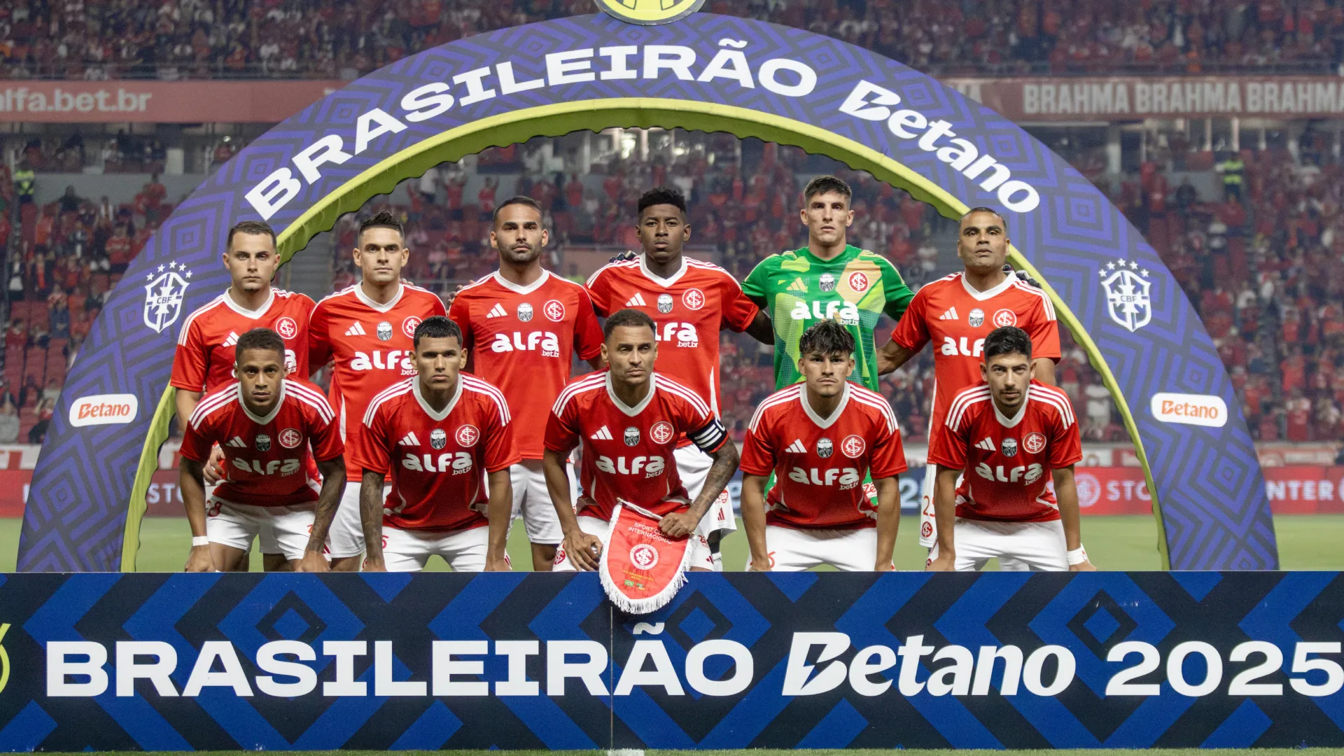 Jogadores do Internacional em partida do Campeoanto Brasileiro – Foto: Lucas Gabriel Cardoso/AGIF